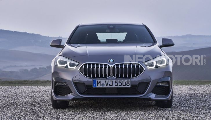 BMW Serie 2 Grand Coupé 2020, trazione anteriore e nuovo stile - Foto 17 di 49