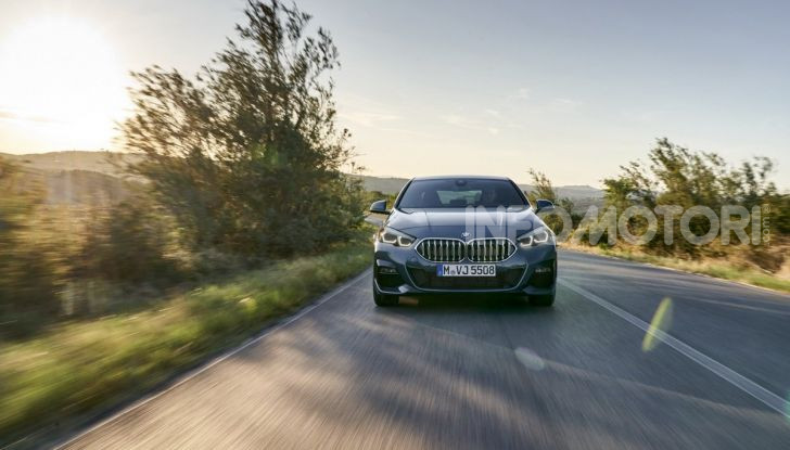 BMW Serie 2 Grand Coupé 2020, trazione anteriore e nuovo stile - Foto 25 di 49