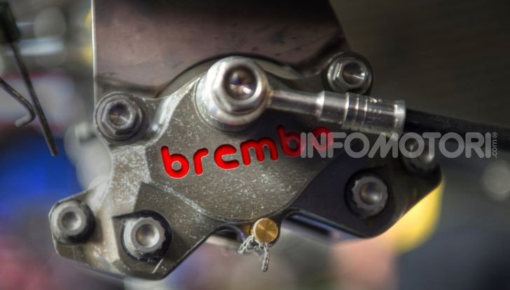 Tra dischi e pastiglie: un viaggio nel mondo dei freni nella fabbrica Racing di Brembo - Foto 16 di 36
