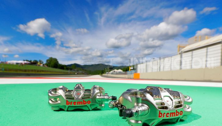 Tra dischi e pastiglie: un viaggio nel mondo dei freni nella fabbrica Racing di Brembo - Foto 34 di 36