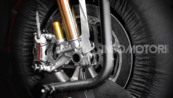 Tra dischi e pastiglie: un viaggio nel mondo dei freni nella fabbrica Racing di Brembo - Foto 8 di 36