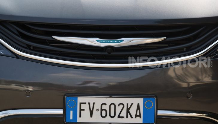 [VIDEO] Prova Chrysler Pacifica Ibrida Plug-In: born in the USA! - Foto 27 di 29
