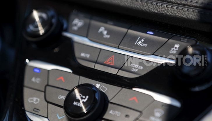 [VIDEO] Prova Chrysler Pacifica Ibrida Plug-In: born in the USA! - Foto 9 di 29