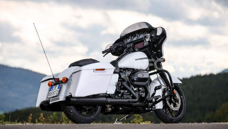 Harley-Davidson: le prime foto della nuova Custom 1250 - Foto 26 di 84