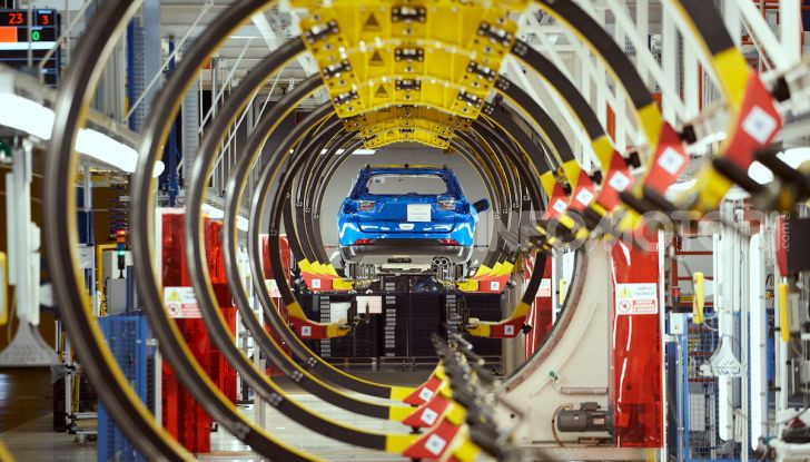 Coronavirus: Fca chiude fabbriche Cassino, Melfi e Pomigliano - Foto 16 di 20