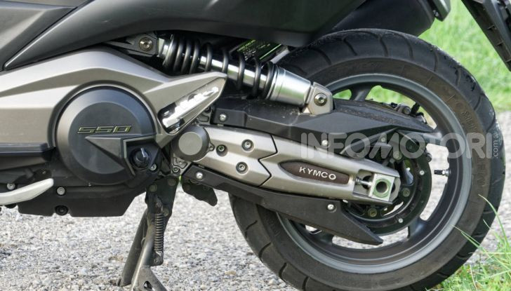 Prova Kymco AK550, l’unico vero “anti TMAX” - Foto 27 di 54