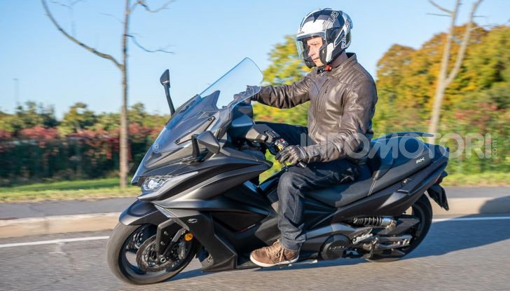 Prova Kymco AK550, l’unico vero “anti TMAX” - Foto 45 di 54