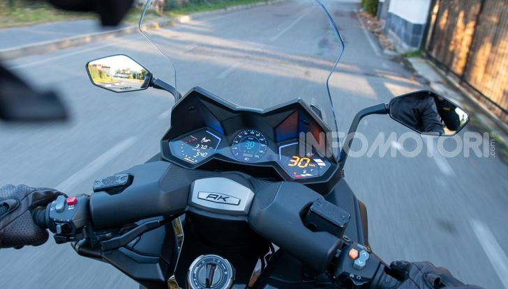 Prova Kymco AK550, l’unico vero “anti TMAX” - Foto 47 di 54