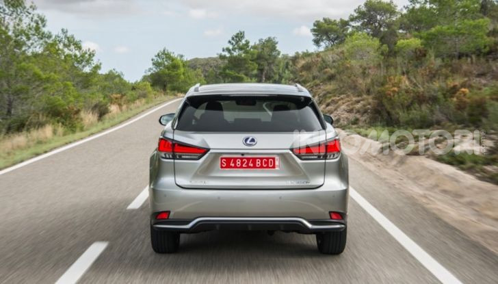 Lexus RX Hybrid MY 2020: muscoli, tecnologia ed eleganza - Foto 20 di 25