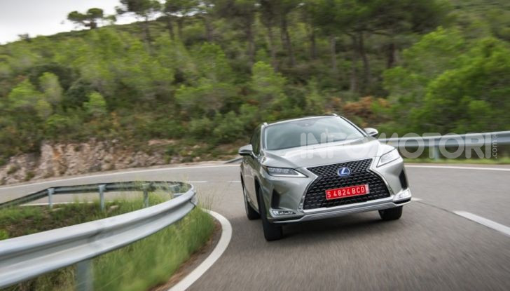 Lexus RX Hybrid MY 2020: muscoli, tecnologia ed eleganza - Foto 7 di 25