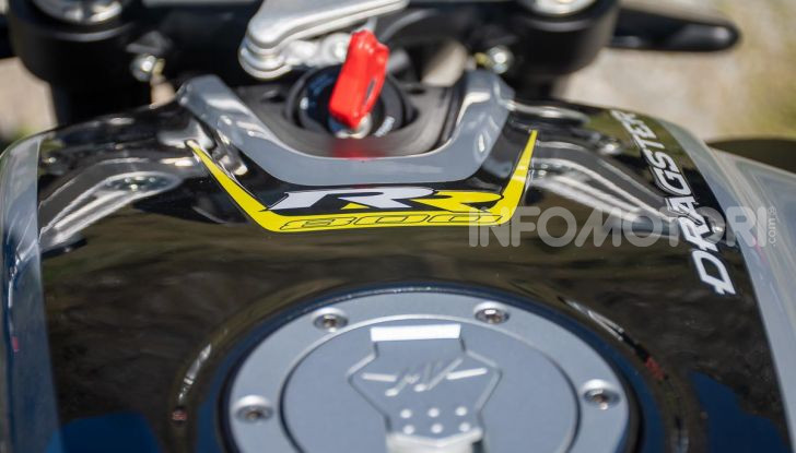 Prova MV Agusta Dragster 800 RR 2019: arte in movimento - Foto 30 di 47