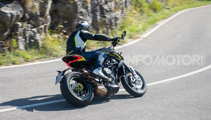 Prova MV Agusta Dragster 800 RR 2019: arte in movimento - Foto 46 di 47