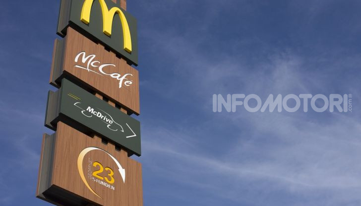 McCharge: da McDonald’s arrivano le colonnine per auto elettriche - Foto 10 di 10