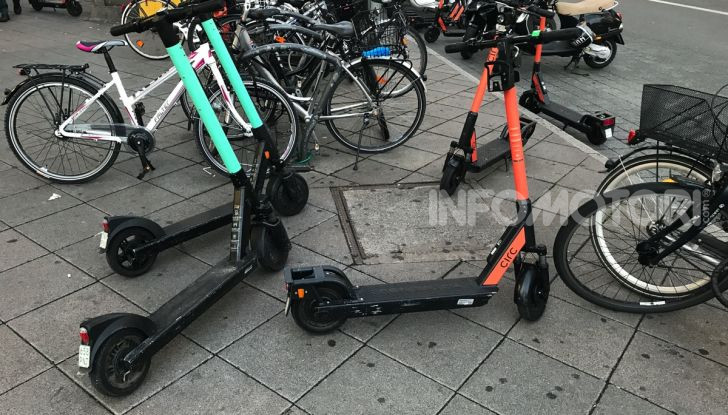 La fine dei monopattini elettrici? Noleggi e vendite in crisi con il nuovo Codice della strada - Foto 4 di 6