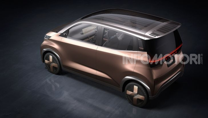 Nissan IMk: la city car compatta, elettrica e intelligente - Foto 5 di 9