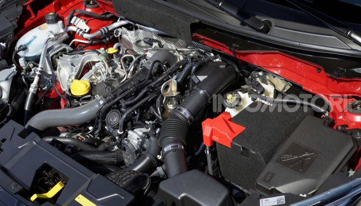 Prova su strada Nissan Juke 2020: tecnologia e sicurezza - Foto 24 di 26