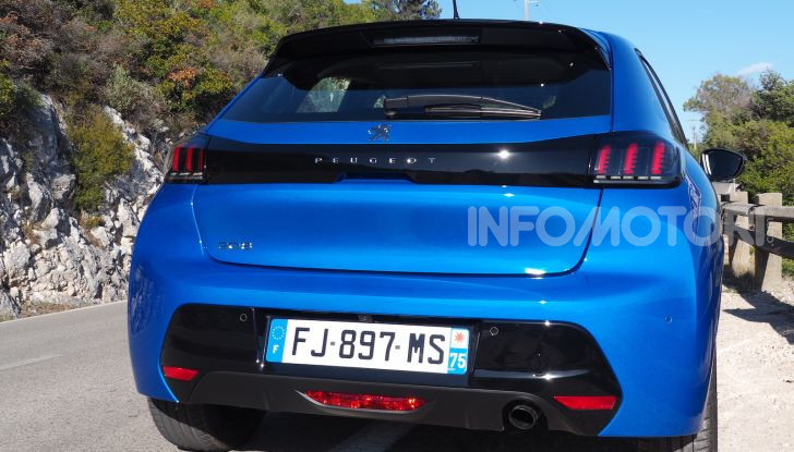 Nuova Peugeot 208: motori, prezzi e impressioni di guida - Foto 6 di 12
