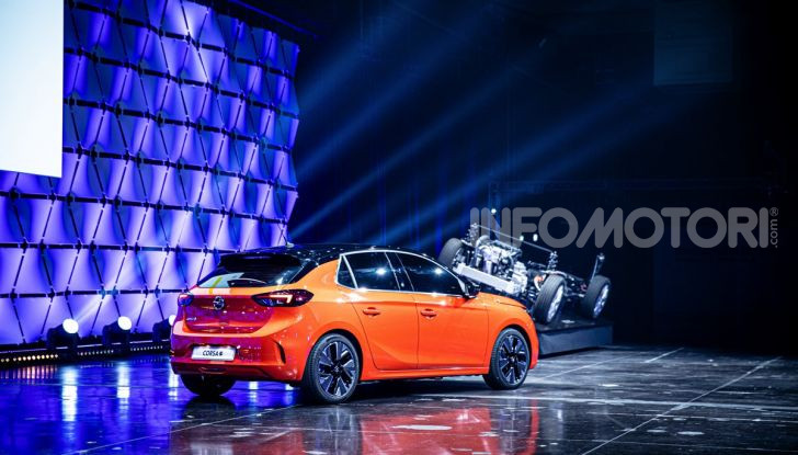 [VIDEO] Un viaggio al centro dell’elettrico con Opel! - Foto 3 di 27