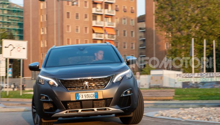 Peugeot 3008 Anniversary: il SUV top di gamma è in serie limitata - Foto 5 di 7