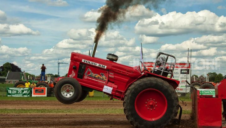 Storia del Tractor Pulling: gare tra trattori truccati - Foto 5 di 22