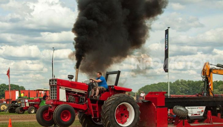 Storia del Tractor Pulling: gare tra trattori truccati - Foto 3 di 22