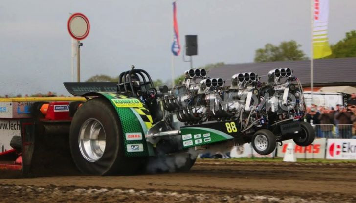 Storia del Tractor Pulling: gare tra trattori truccati - Foto 8 di 22
