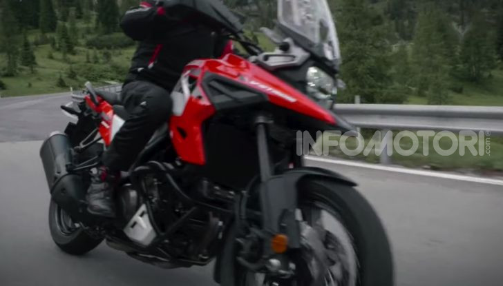 Nuovo Suzuki V-Strom 2020: Nato sotto il segno del DR! - Foto 2 di 8
