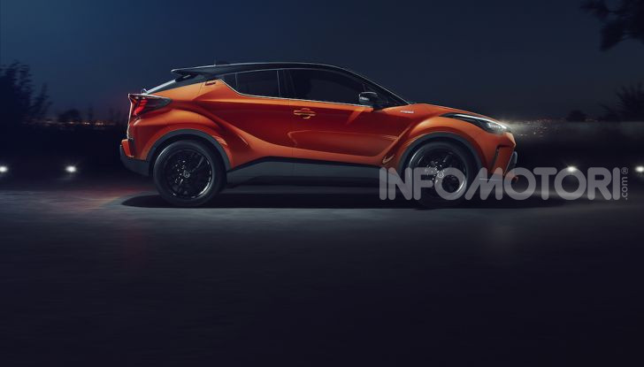 Nuova Toyota C-HR 2020: motore ibrido da 184CV e nuova tecnologia - Foto 2 di 5