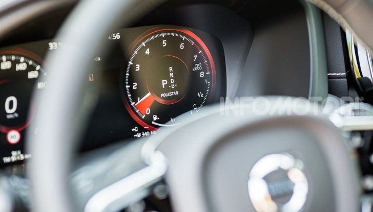 Provata la gamma Volvo ibrida: mild hybrid e plug-in aspettando la XC40 elettrica - Foto 24 di 71