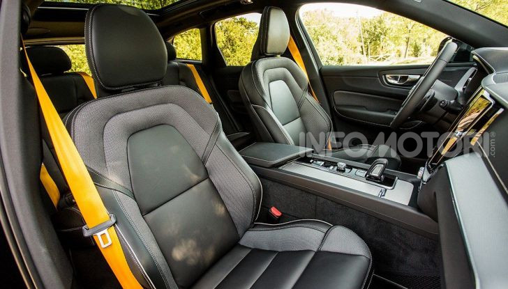 Provata la gamma Volvo ibrida: mild hybrid e plug-in aspettando la XC40 elettrica - Foto 25 di 71