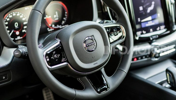 Provata la gamma Volvo ibrida: mild hybrid e plug-in aspettando la XC40 elettrica - Foto 34 di 71