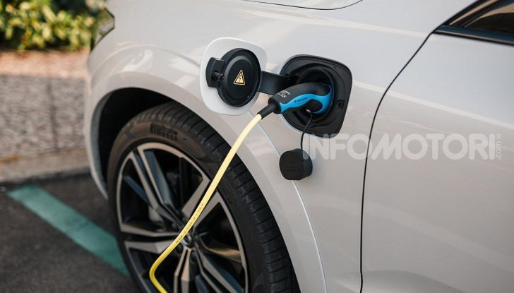 Provata la gamma Volvo ibrida: mild hybrid e plug-in aspettando la XC40 elettrica - Foto 3 di 71
