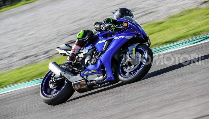[VIDEO] Prova Yamaha R1 ed R1M 2020, tante piccole novità per una moto quasi perfetta - Foto 31 di 38