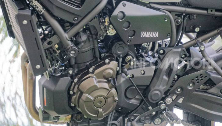 Prova Yamaha XSR 700 XTribute, la Sport Heritage omaggia l’XT di Rambo - Foto 35 di 37