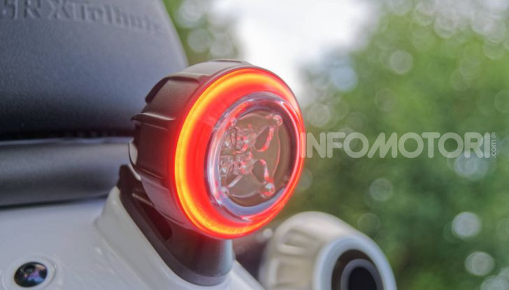 Prova Yamaha XSR 700 XTribute, la Sport Heritage omaggia l’XT di Rambo - Foto 29 di 37