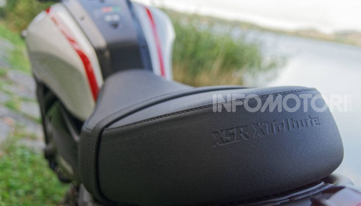 Prova Yamaha XSR 700 XTribute, la Sport Heritage omaggia l’XT di Rambo - Foto 6 di 37
