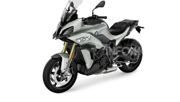 BMW S 1000 XR 2020: ad Eicma la nuova versione della crossover della Casa dell’elica - Foto 25 di 51