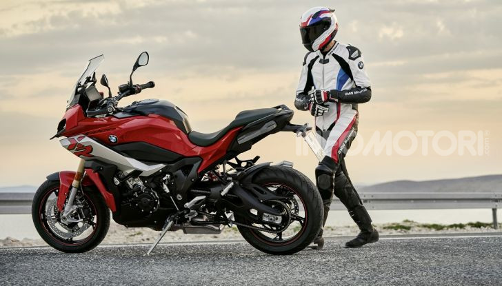 BMW S 1000 XR 2020: ad Eicma la nuova versione della crossover della Casa dell’elica - Foto 15 di 51