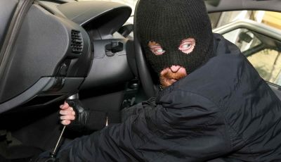 Furto auto e moto: cosa fare e a chi rivolgersi