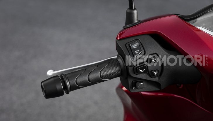 Honda SH125/150i 2020: lo scooter best-seller di vendite in Europa si rifà il look - Foto 11 di 11
