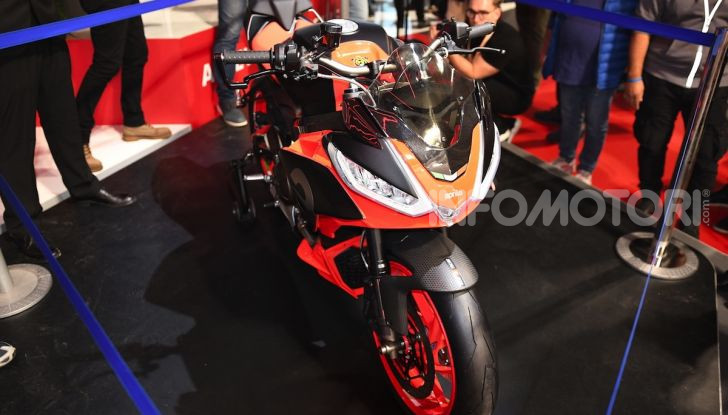 [VIDEO] EICMA 2019, tutte le novità di Piaggio, Vespa, Aprilia e Moto Guzzi - Foto 14 di 57