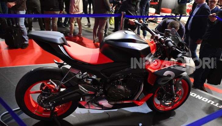 [VIDEO] EICMA 2019, tutte le novità di Piaggio, Vespa, Aprilia e Moto Guzzi - Foto 10 di 57