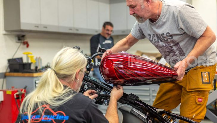 BMW Motorrad Concept R 18 /2: il Custom del futuro ad EICMA 2019 - Foto 33 di 34