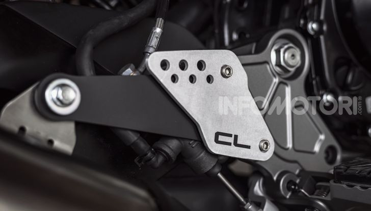 CF Moto 700CL-X: presentata a EICMA la nuova classic di media cilindrata - Foto 6 di 12