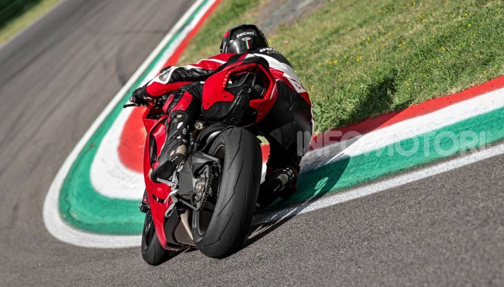 Ducati Panigale V2: il bicilindrico torna più in forma che mai! - Foto 14 di 31