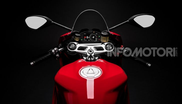 Ducati Panigale V2: il bicilindrico torna più in forma che mai! - Foto 26 di 31