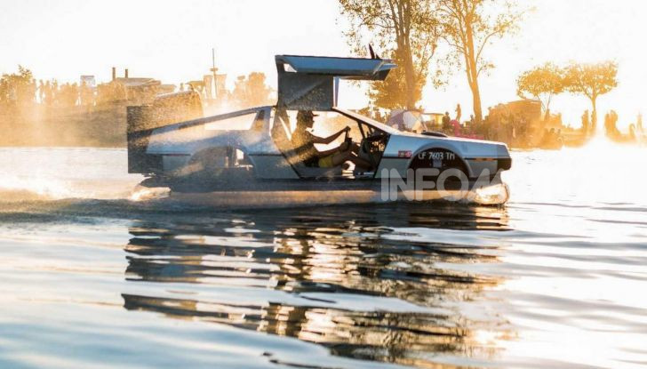 DeLorean DMC-12 hovercraft, l’esemplare volante costruito a mano - Foto 1 di 9