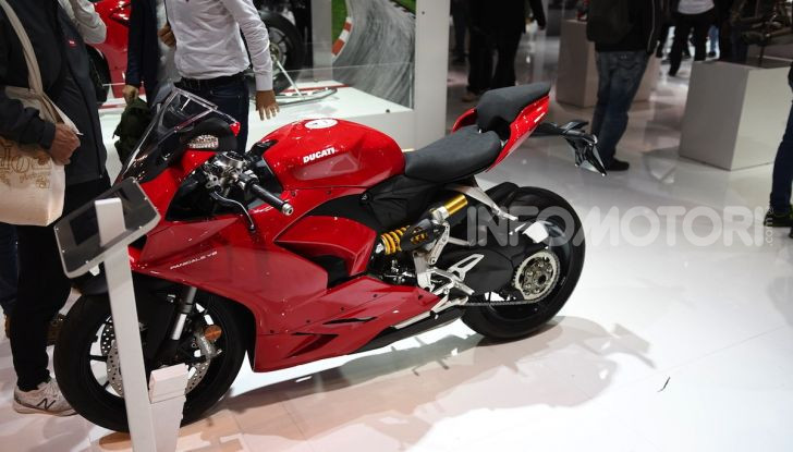 Ducati Panigale V2: il bicilindrico torna più in forma che mai! - Foto 6 di 31