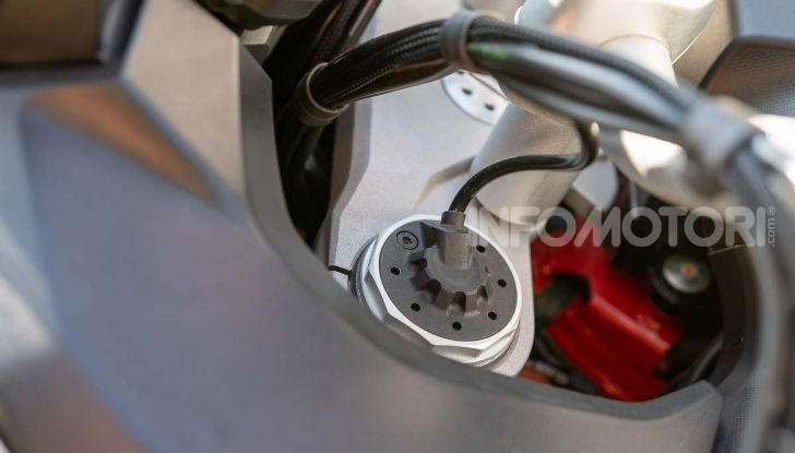 Prova video Ducati Multistrada 950 S, la miglior “Multi” di sempre? - Foto 22 di 37