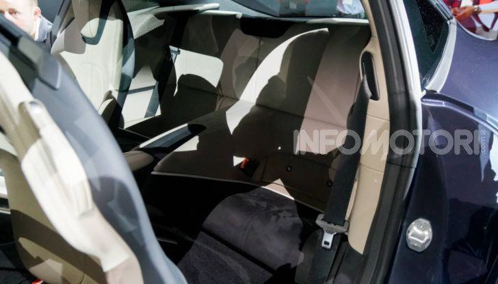 Video anteprima Ferrari Roma, la nuova dolce vita su ruote - Foto 24 di 52